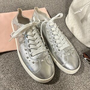 Superstud Convertible Leather Sneaker 7 1/2 new no callouts